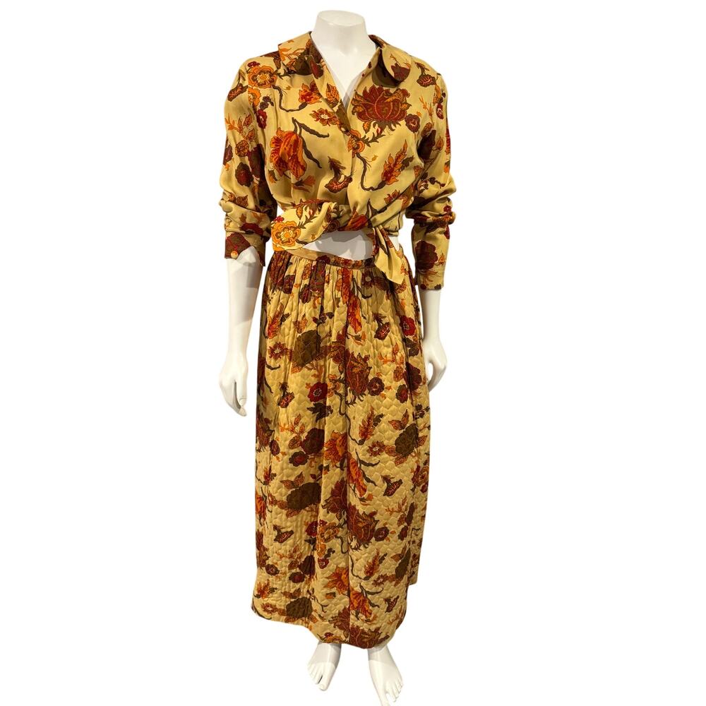 Vintage‎ 1970"s quilet maxi skirt and long sleeved shirt . florals S cottagecore